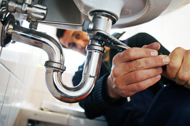 Best Residential Plumbing Services  in Benton, IL